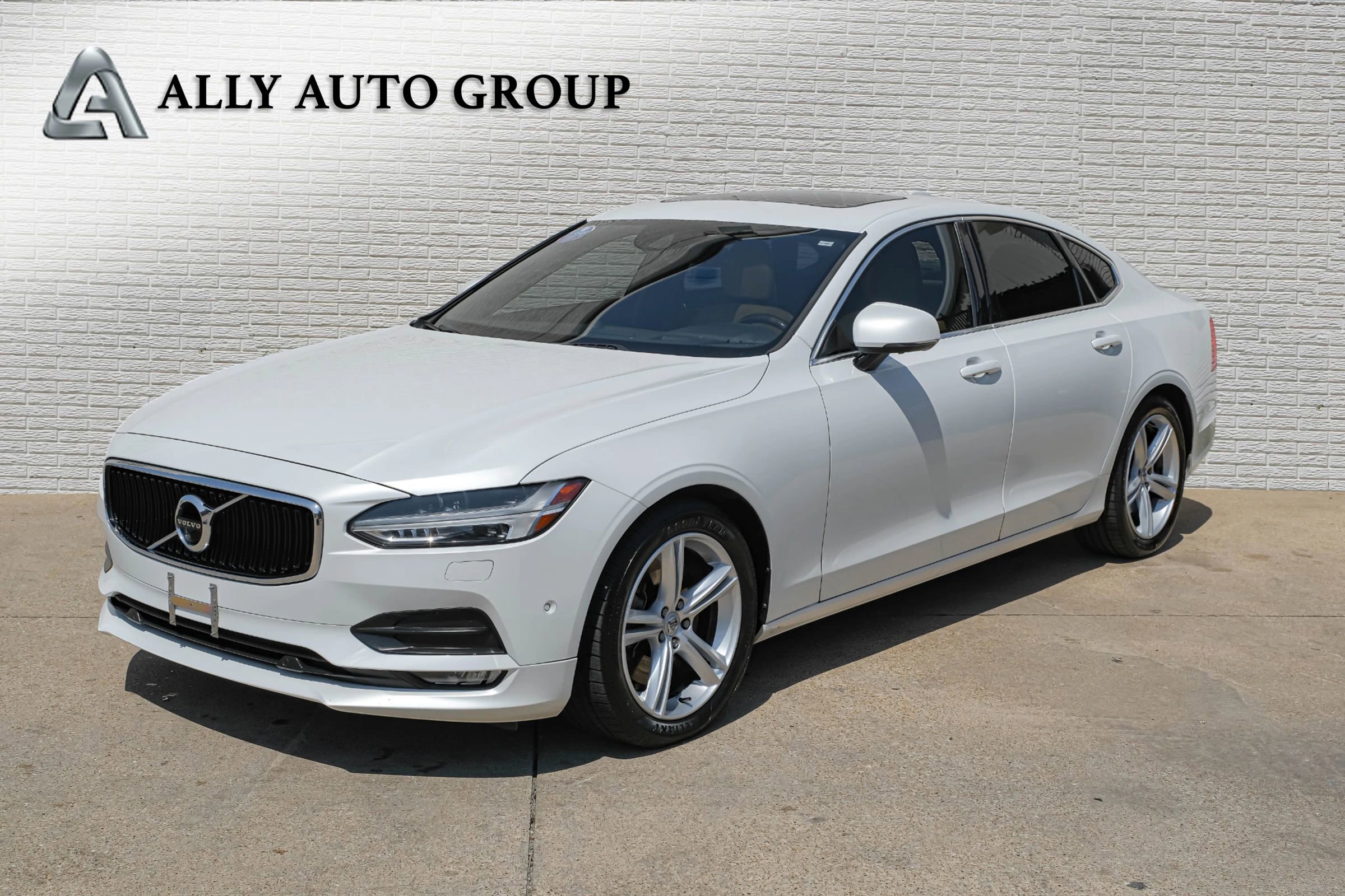 Used 2017 Volvo S90 T5 Momentum w/ Vision Package