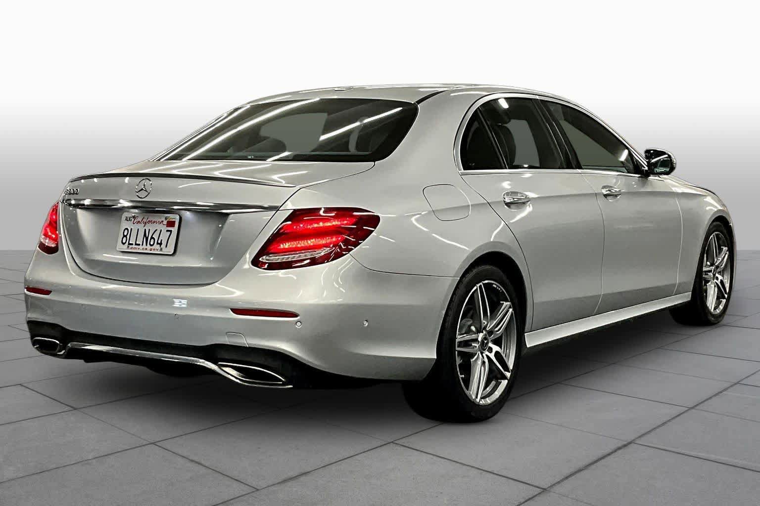 Used 2019 Mercedes-Benz E 300 image 12