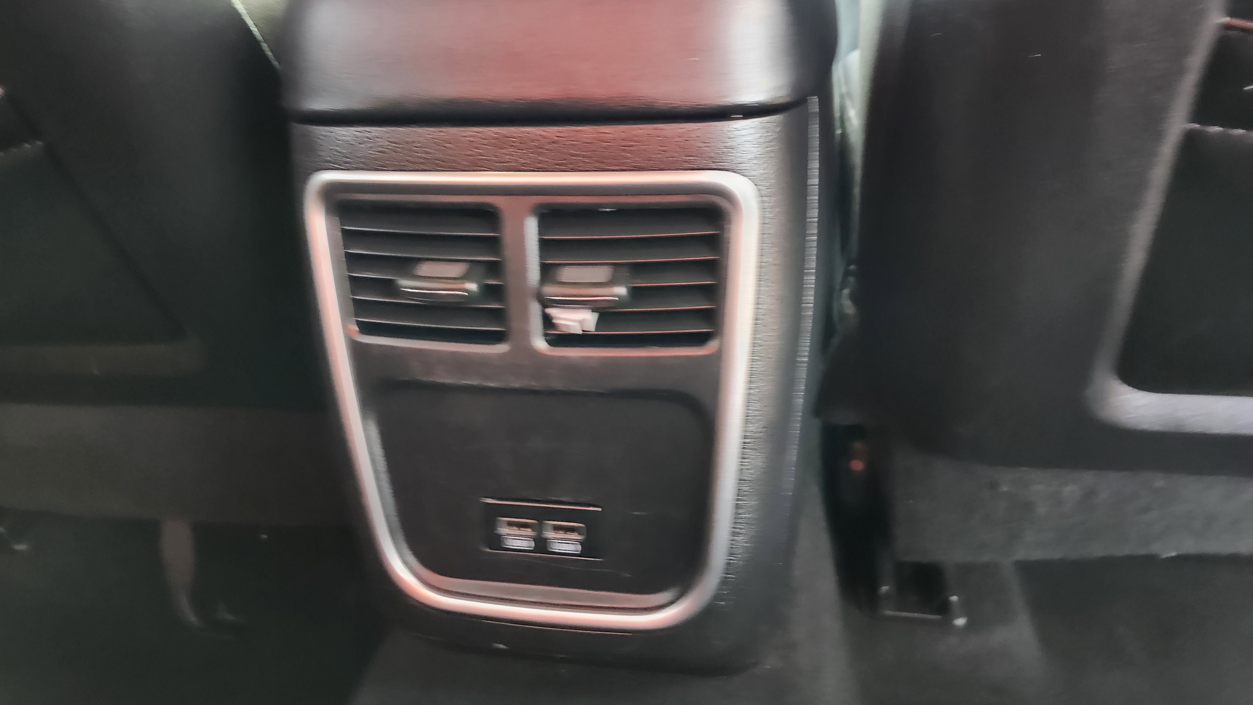 Used 2020 Dodge Charger GT image 15