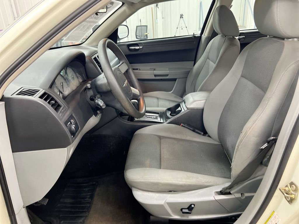 Used 2006 Chrysler 300 image 13