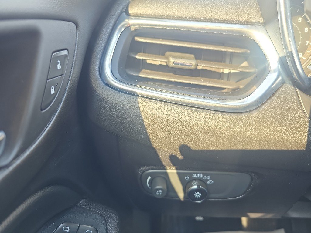 Used 2019 Chevrolet Equinox LT image 21