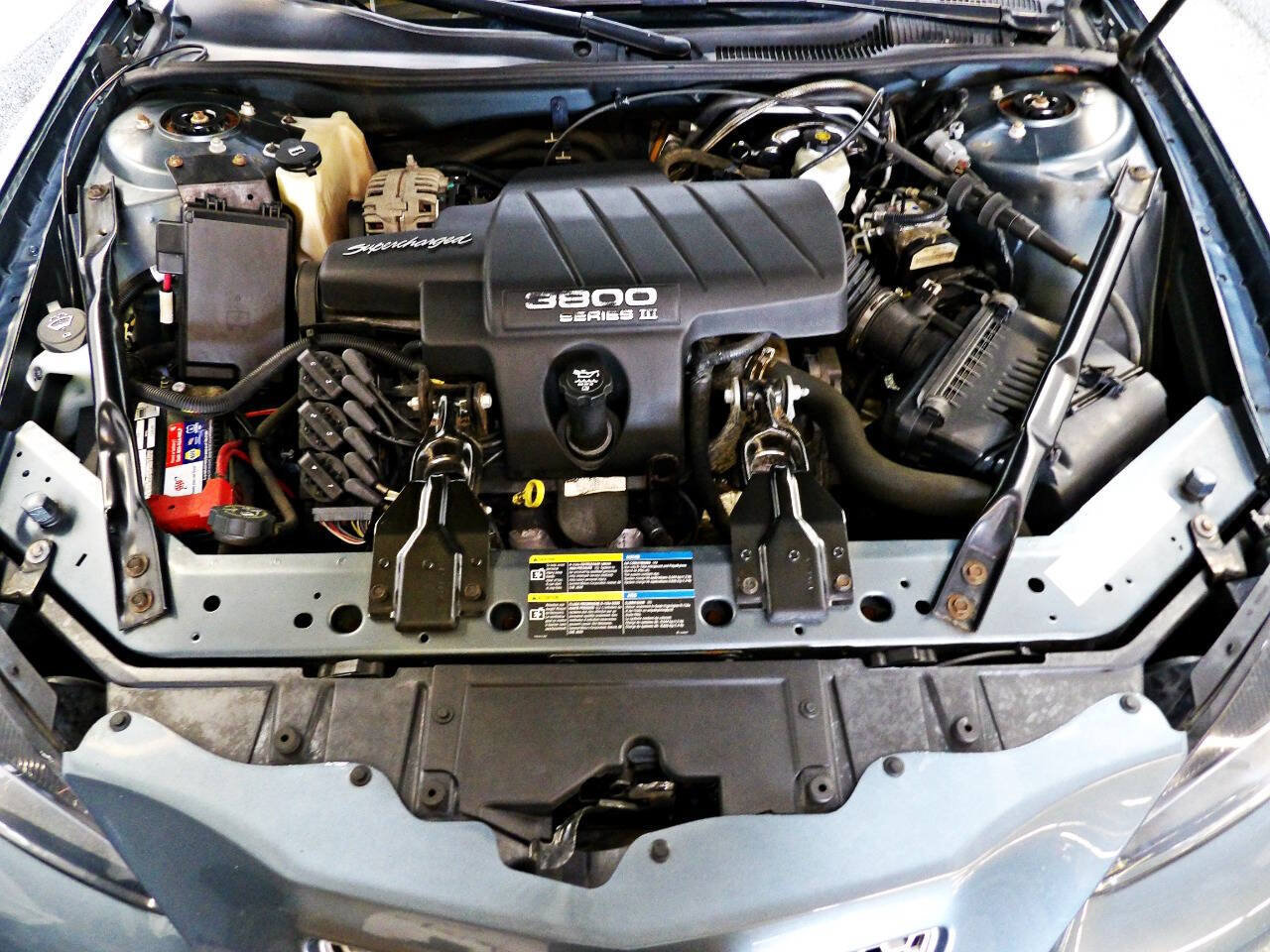 Used 2006 Pontiac Grand Prix GT w/ Sun And Sound Package FWD image 22