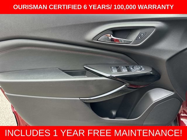 Used 2025 Chevrolet Trax RS w/ Sunroof Package FWD image 20