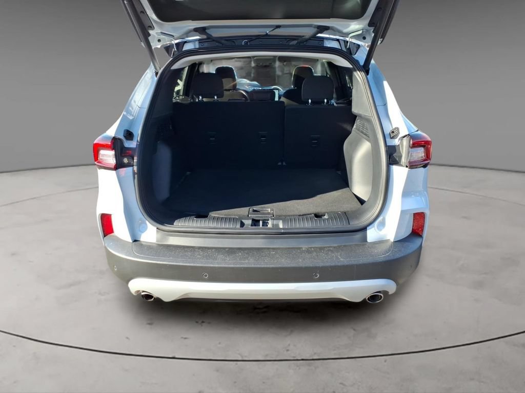 New 2025 Ford Escape Active w/ Tech Pack #1 AWD/4WD image 8