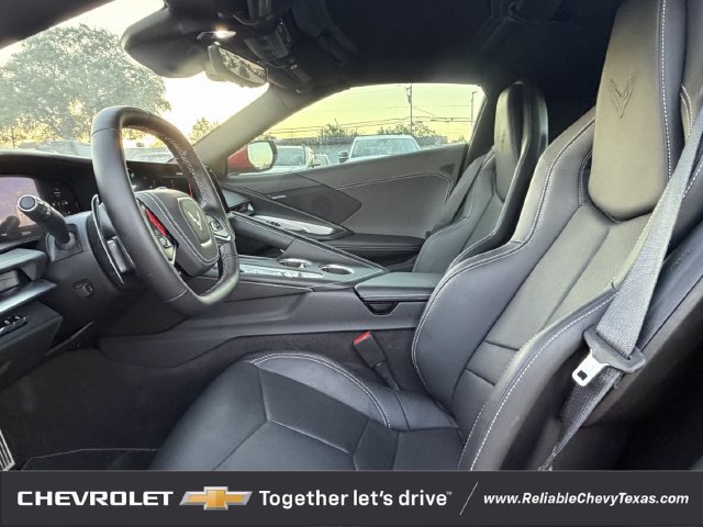 Used 2026 Chevrolet Corvette Stingray Coupe w/ 1LT RWD image 30