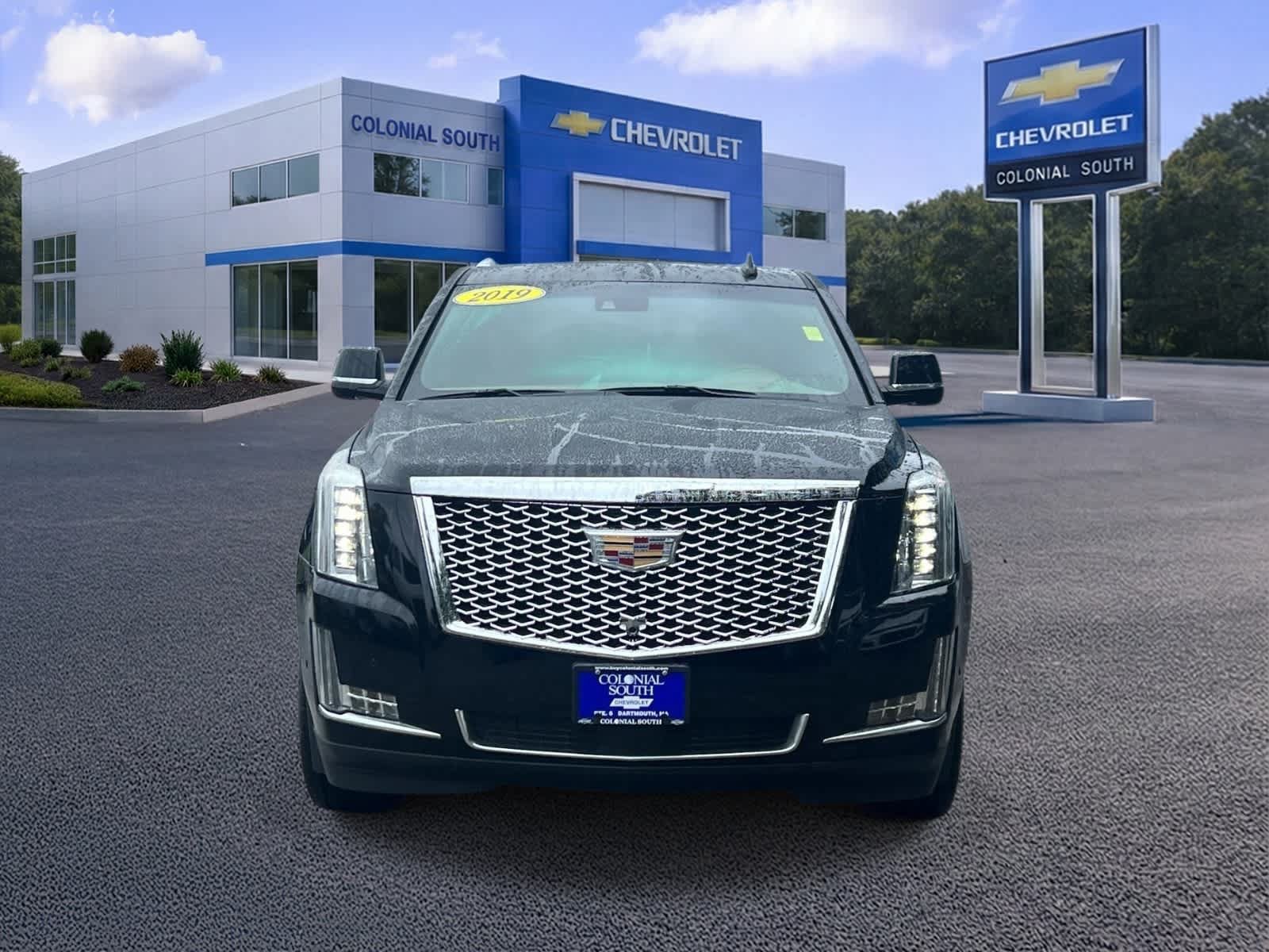Used 2019 Cadillac Escalade Platinum AWD/4WD image 10