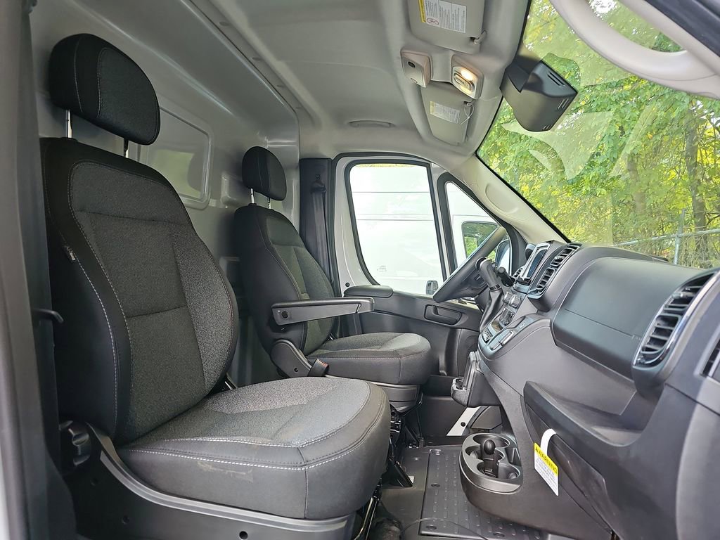 New 2024 RAM ProMaster 3500 w/ Convenience Group image 11