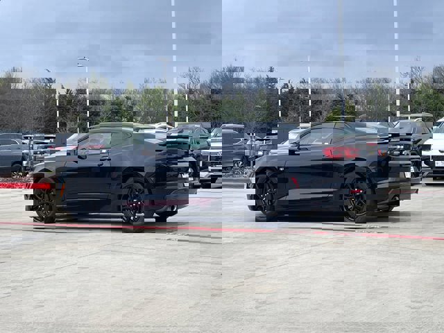 Used 2020 Chevrolet Camaro LS image 4