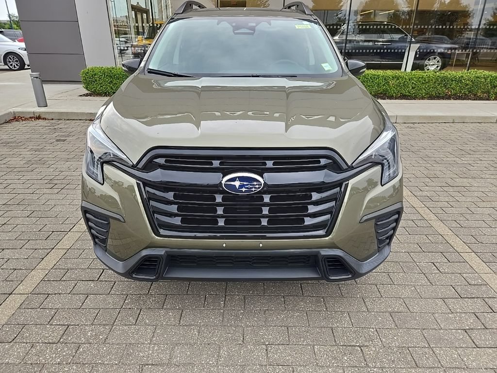 Used 2023 Subaru Ascent Onyx Edition AWD/4WD image 2