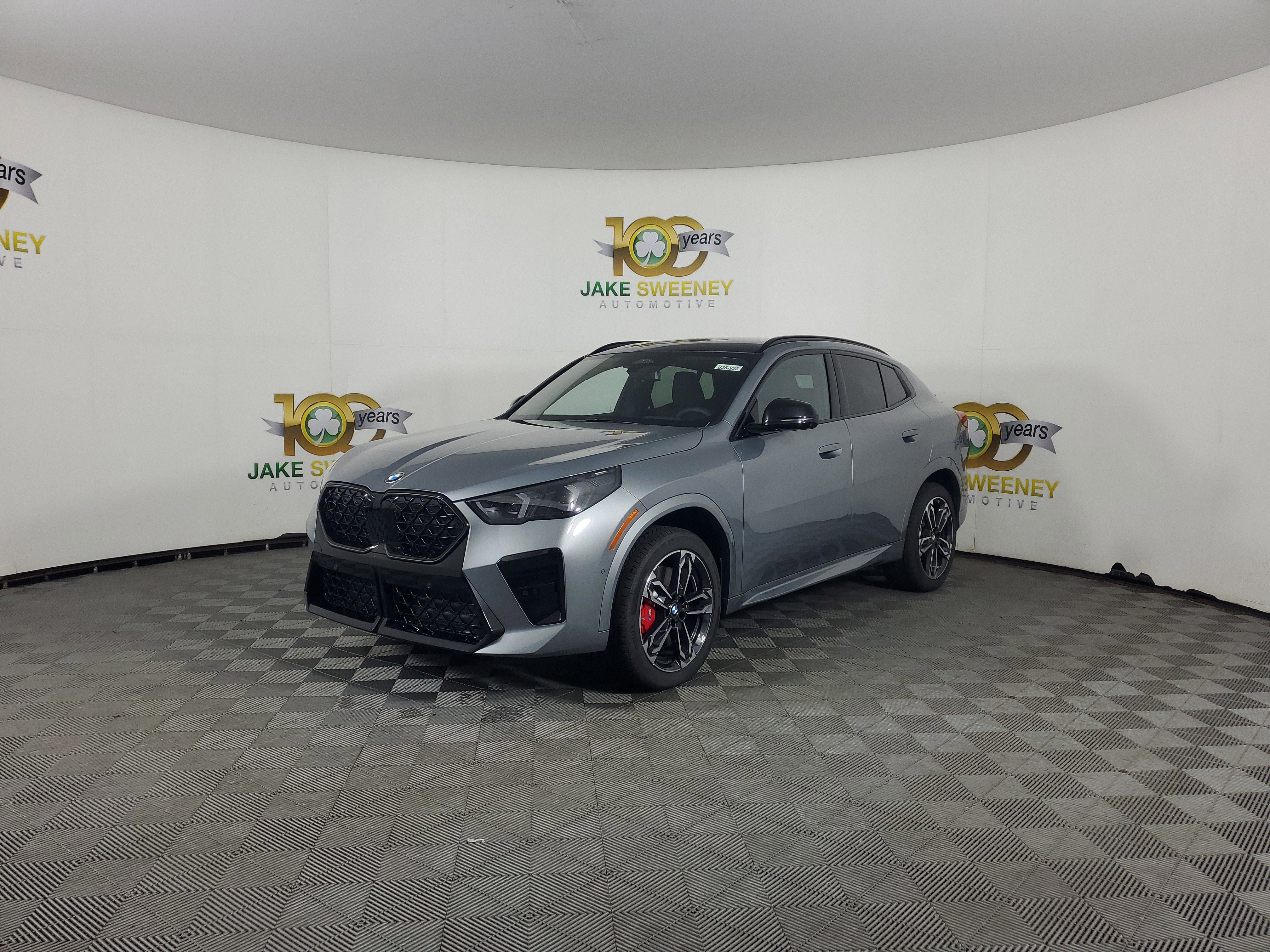 New 2025 BMW X2 xDrive28i w/ Technology Package image 3