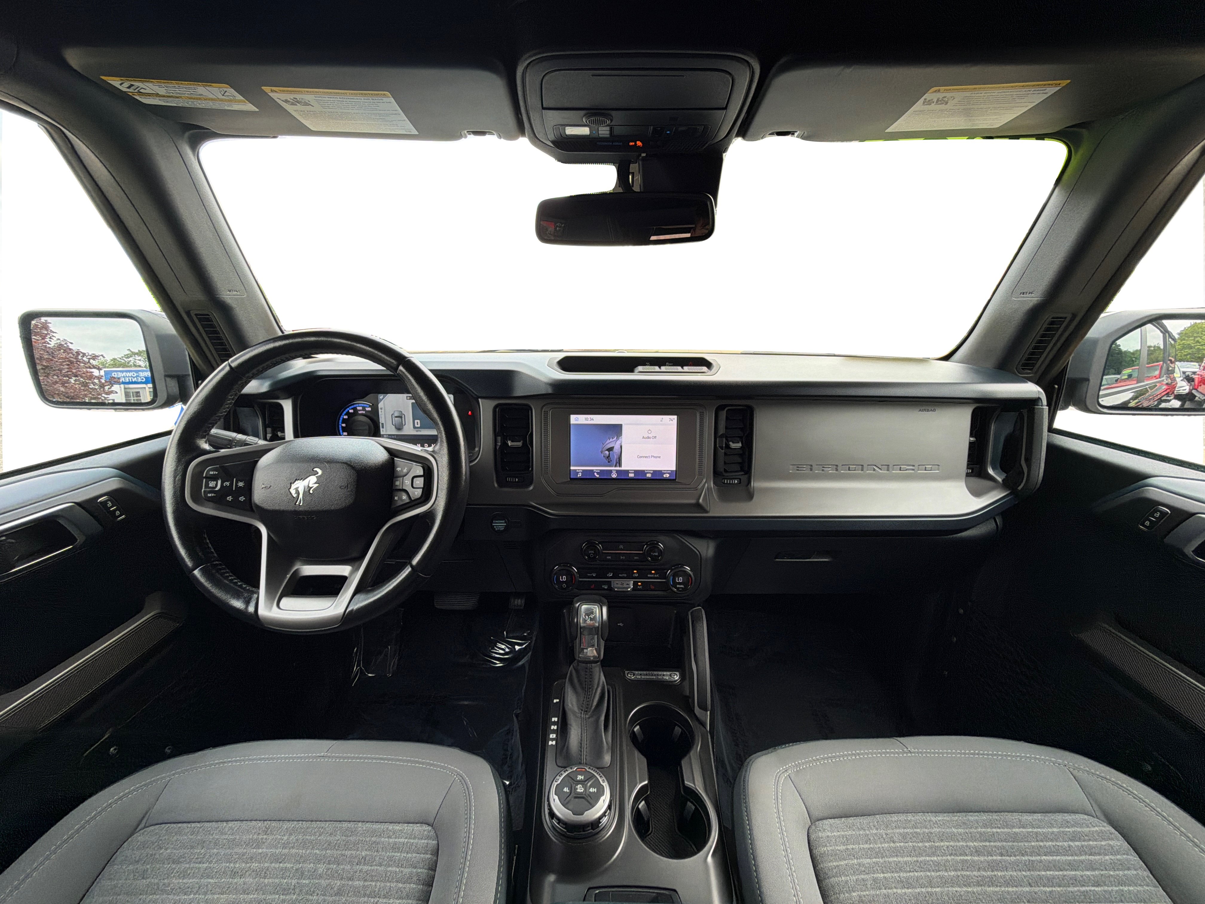 Used 2023 Ford Bronco Outer Banks AWD/4WD image 14