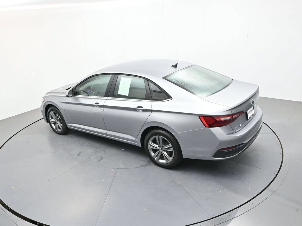 Used 2024 Volkswagen Jetta SE FWD image 27