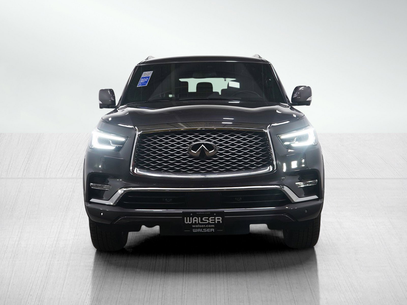 Used 2024 INFINITI QX80 Premium Select image 9