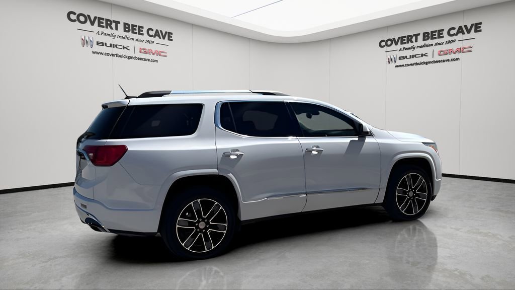Used 2019 GMC Acadia Denali w/ LPO, Floor Liner Package image 10