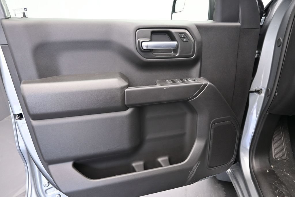 New 2026 Chevrolet Silverado 1500 Custom w/ Turbomax Blackout Package AWD/4WD image 13