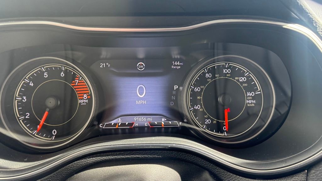 Used 2019 Jeep Cherokee Limited image 20