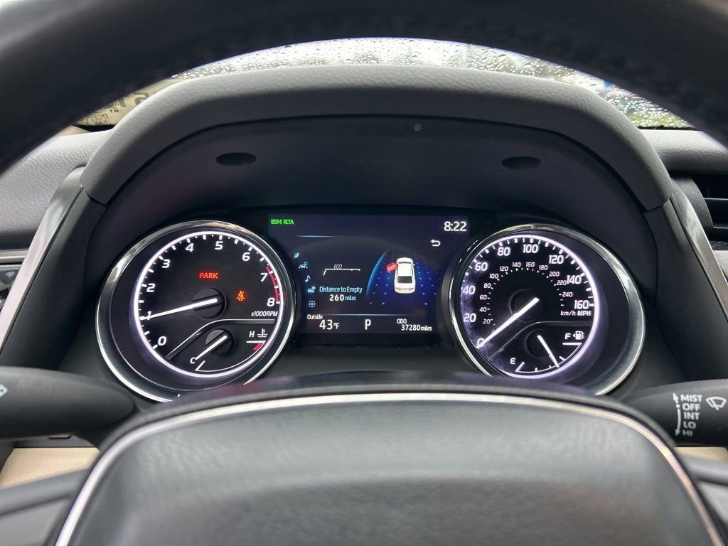 Used 2020 Toyota Camry XLE w/ Navigation Package image 7