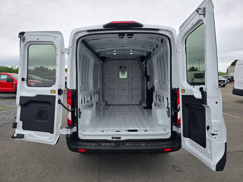 New 2026 Ford Transit 250 148 Medium Roof Extended AWD image 10