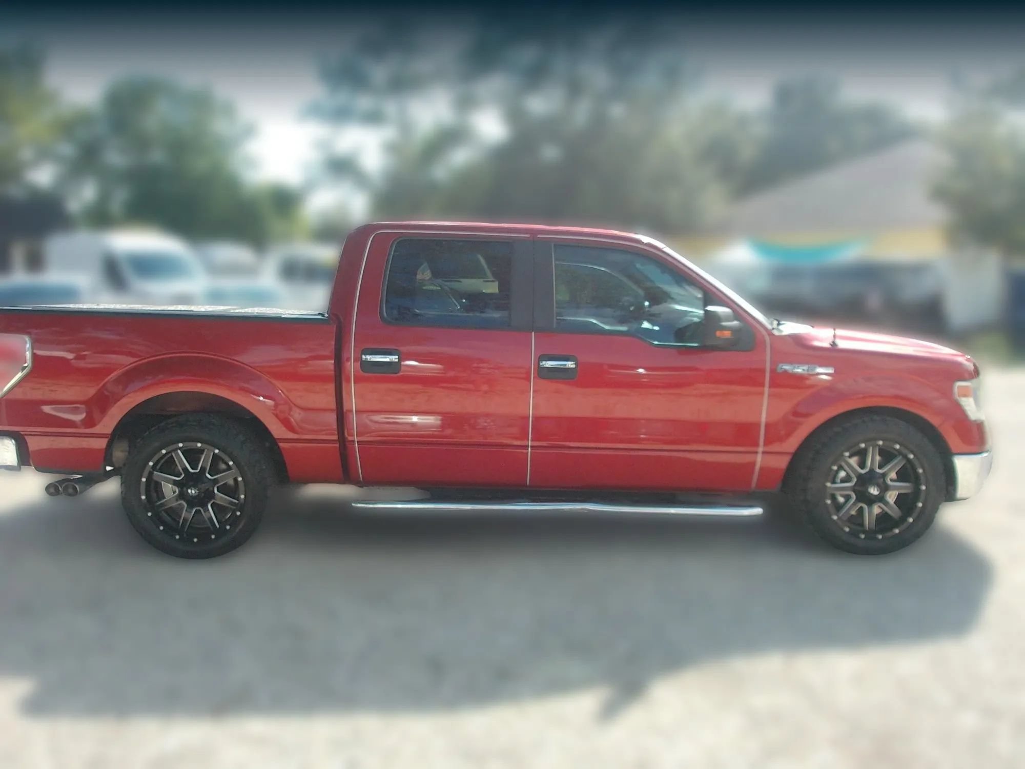 Used 2014 Ford F150 XLT w/ Equipment Group 302A Luxury RWD image 4