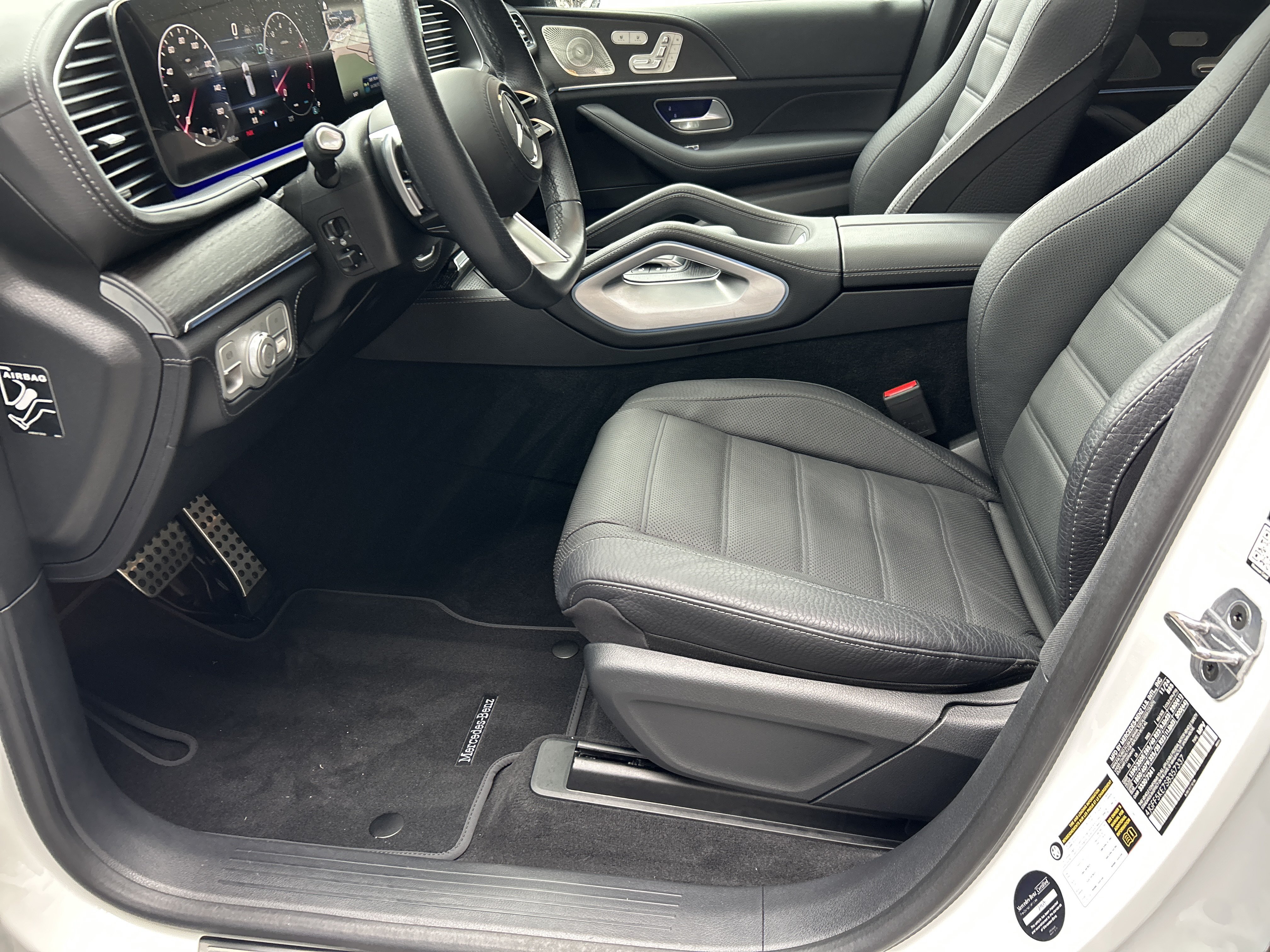 Certified 2025 Mercedes-Benz GLS 450 4MATIC image 22