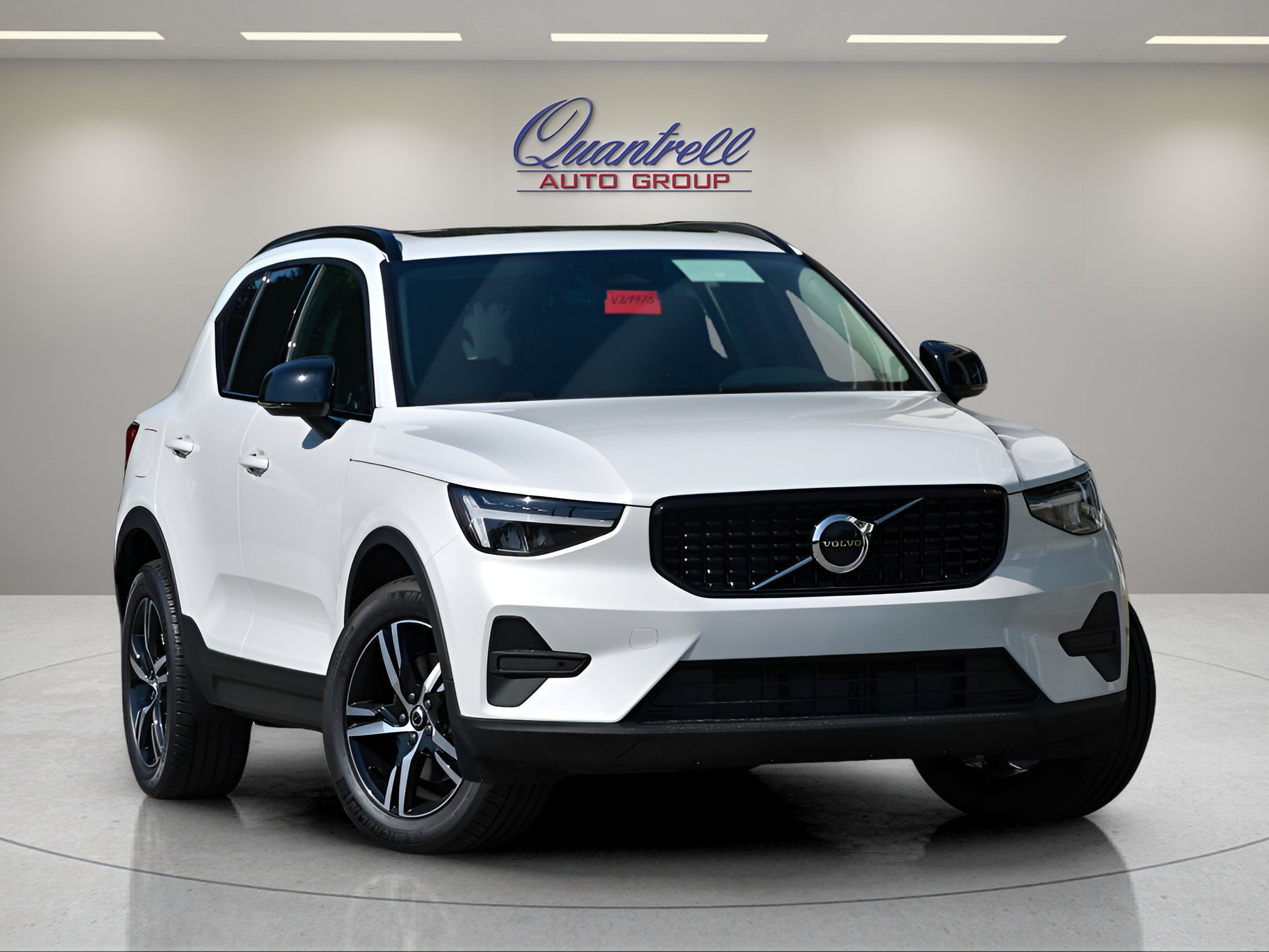 Used 2026 Volvo XC40 B5 Core w/ Protection Package Premier AWD/4WD image 1
