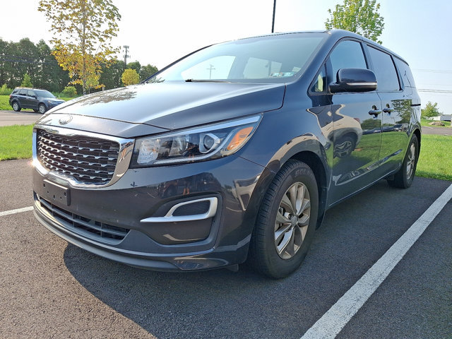 Used 2019 Kia Sedona LX FWD image 3