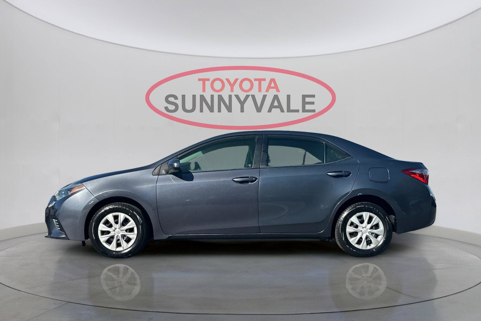 Used 2016 Toyota Corolla LE FWD image 7