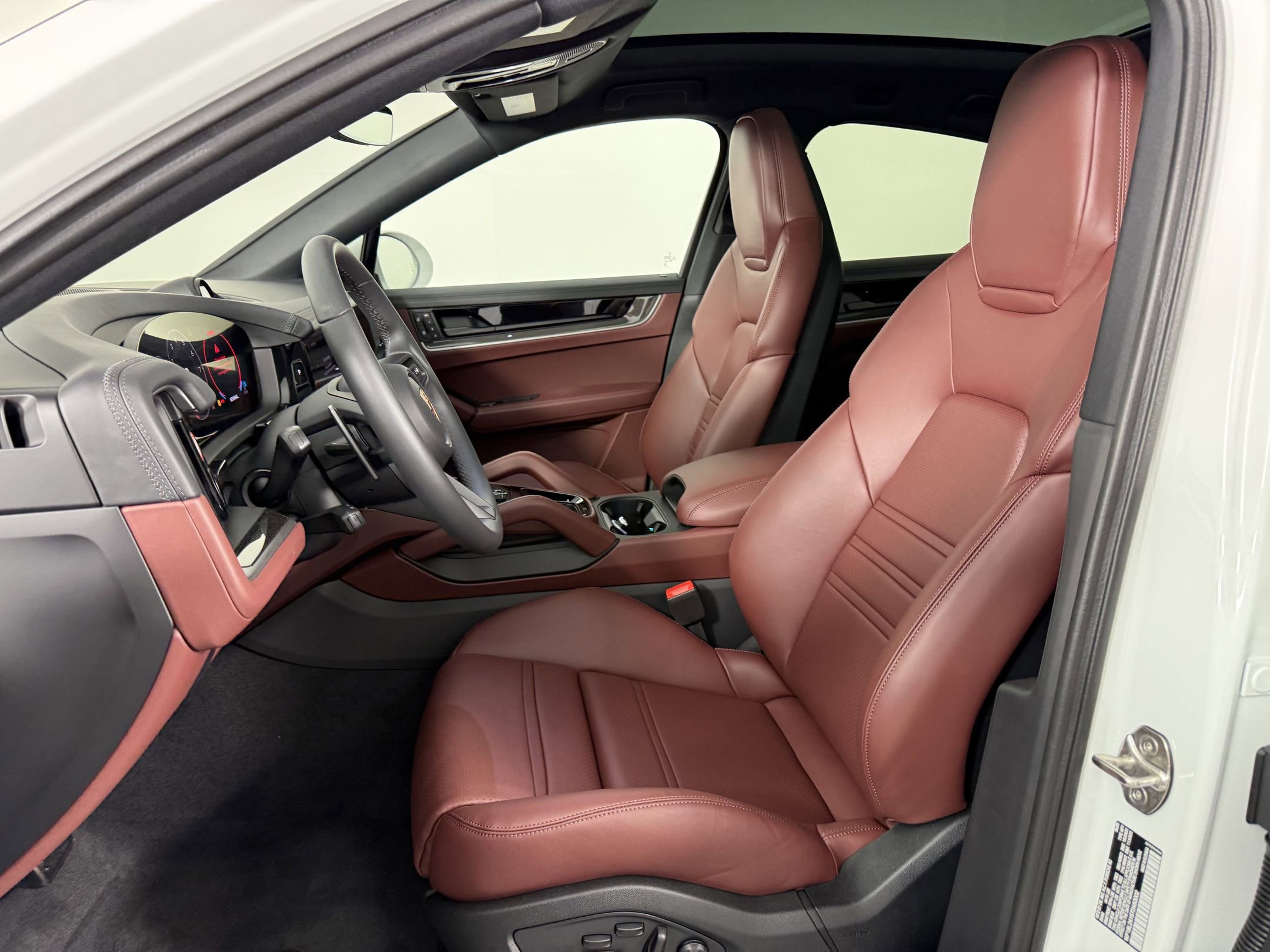 New 2026 Porsche Cayenne S image 5