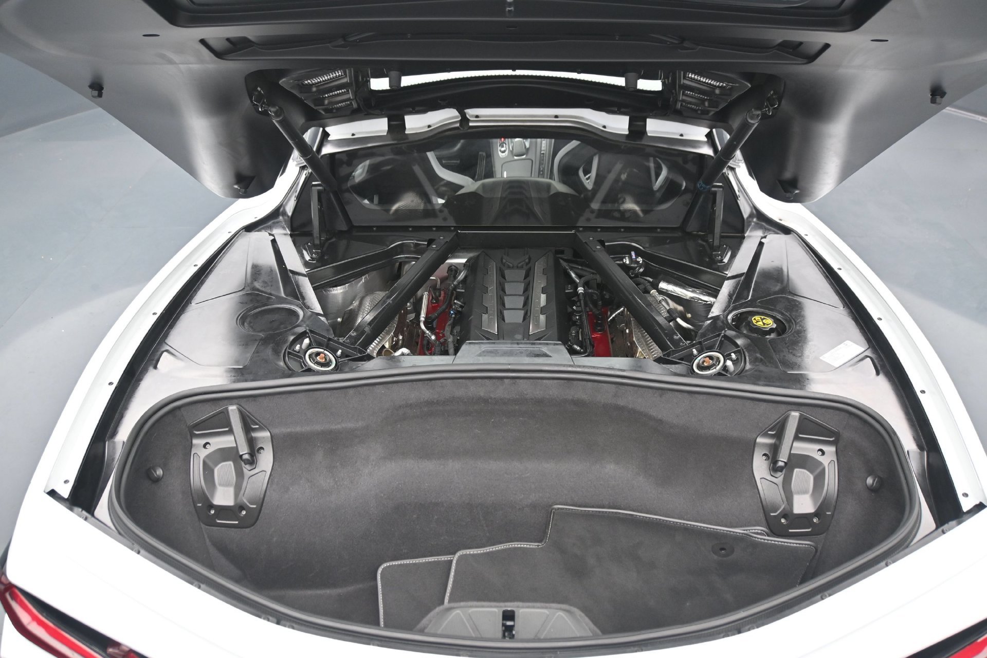 Used 2022 Chevrolet Corvette Stingray Coupe w/ Z51 Performance Package RWD image 30