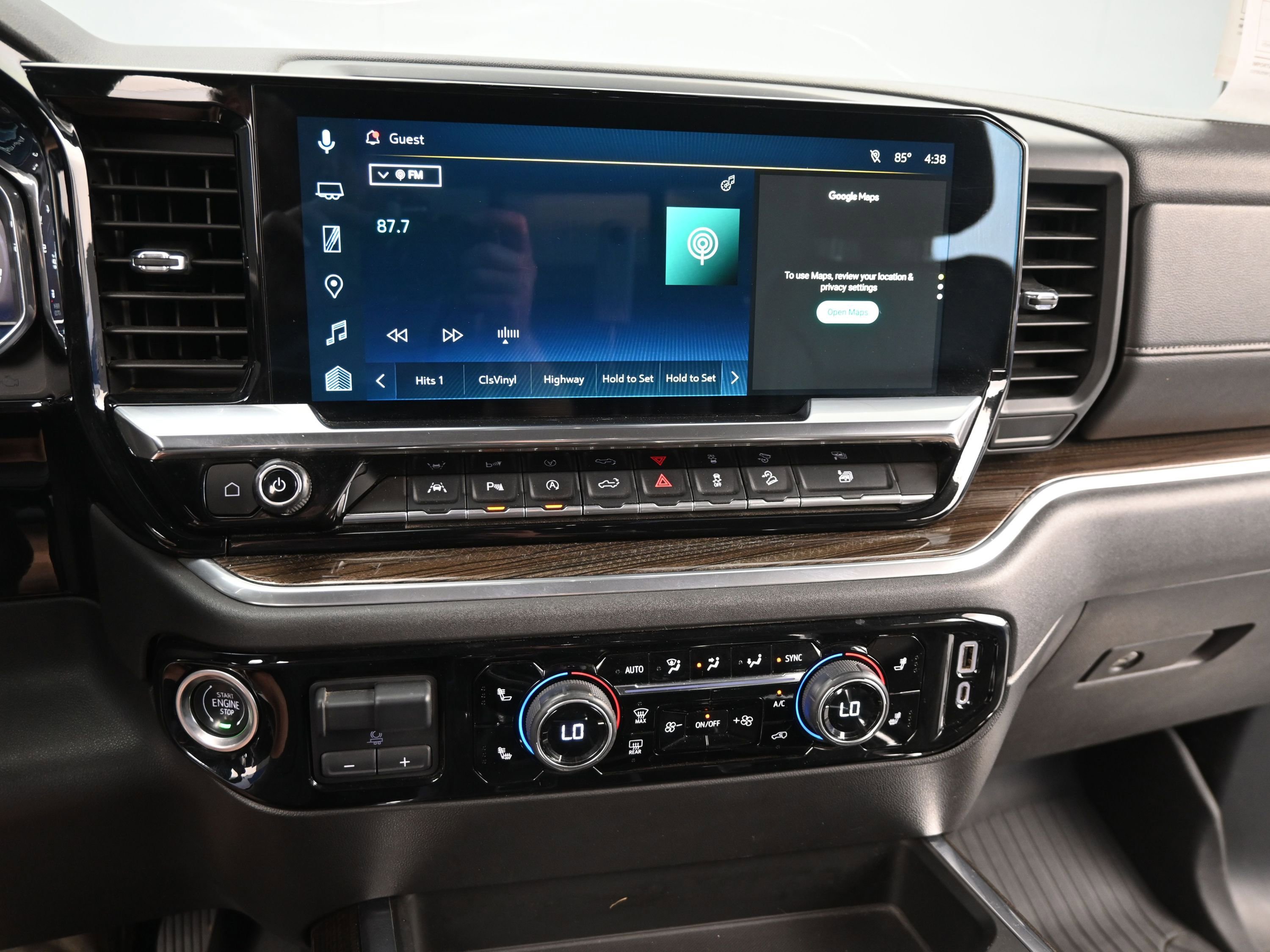 Used 2022 Chevrolet Silverado 1500 LT Trail Boss w/ LT Trail Boss Premium Package image 19