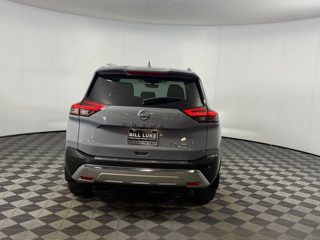 Used 2022 Nissan Rogue Platinum w/ Head-Up Display Package FWD image 9