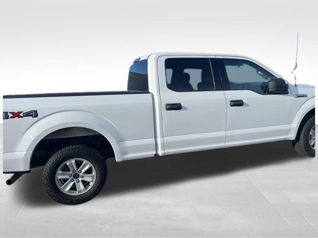 Used 2017 Ford F150 XLT w/ Trailer Tow Package image 9