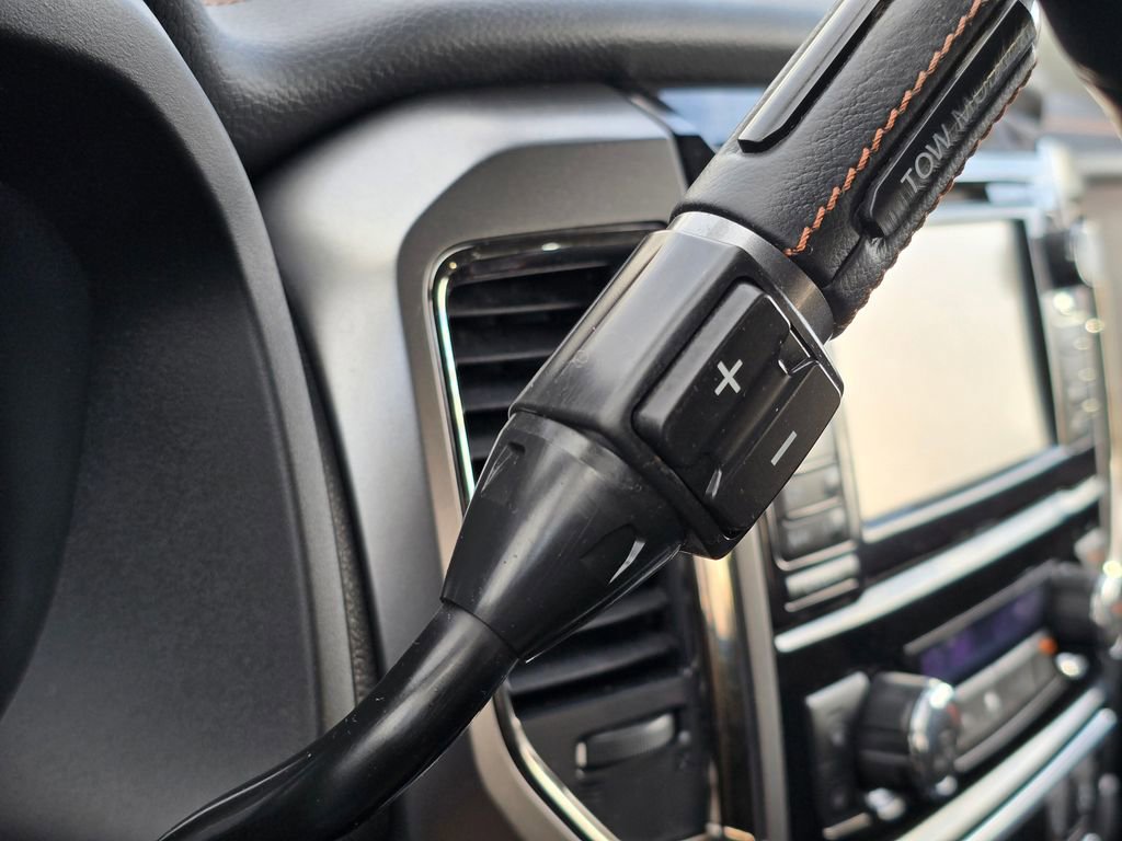 Used 2016 Nissan Titan Platinum Reserve image 35