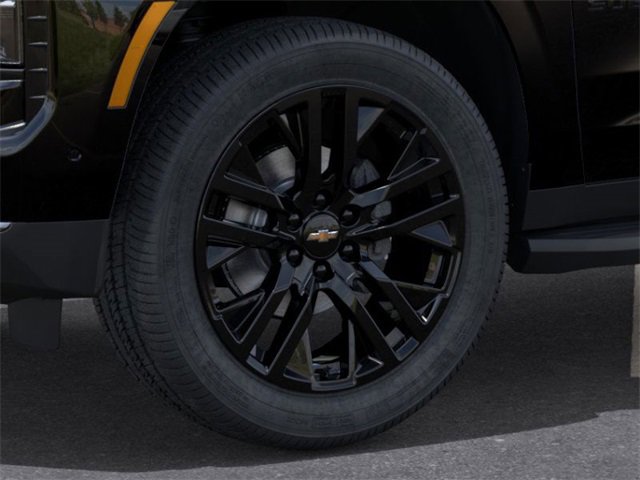 New 2026 Chevrolet Suburban Premier image 9
