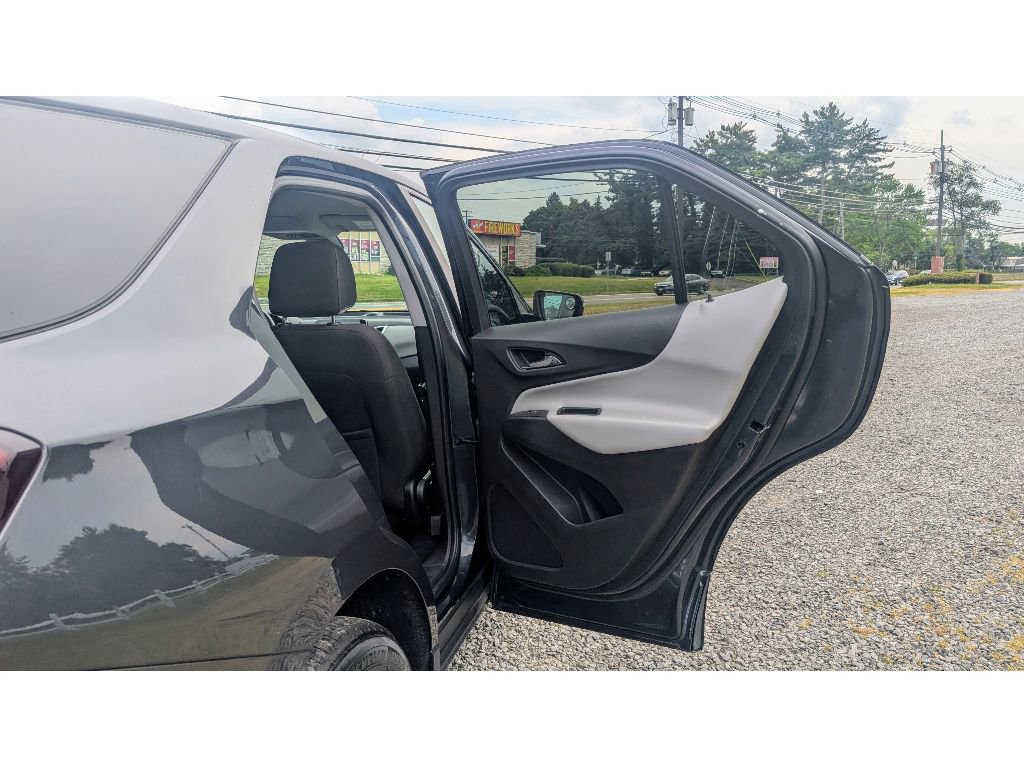 Used 2023 Chevrolet Equinox LT image 12