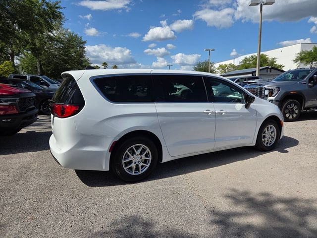 New 2026 Chrysler Voyager LX FWD image 12