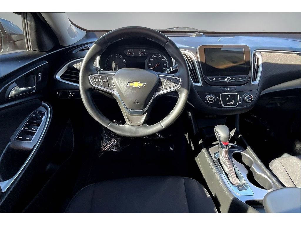 Used 2024 Chevrolet Malibu RS FWD image 8