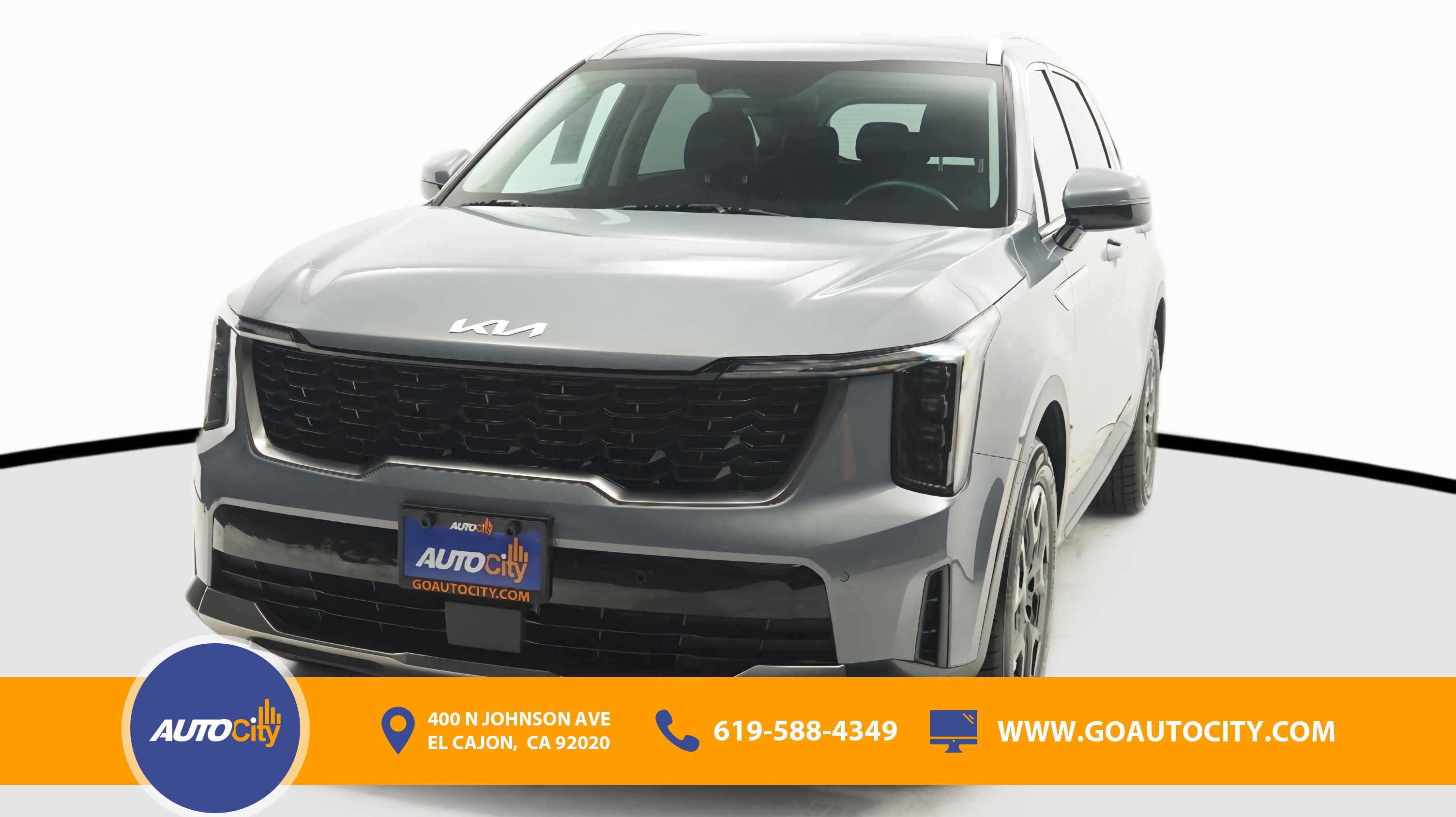 Used 2024 Kia Sorento S image 1