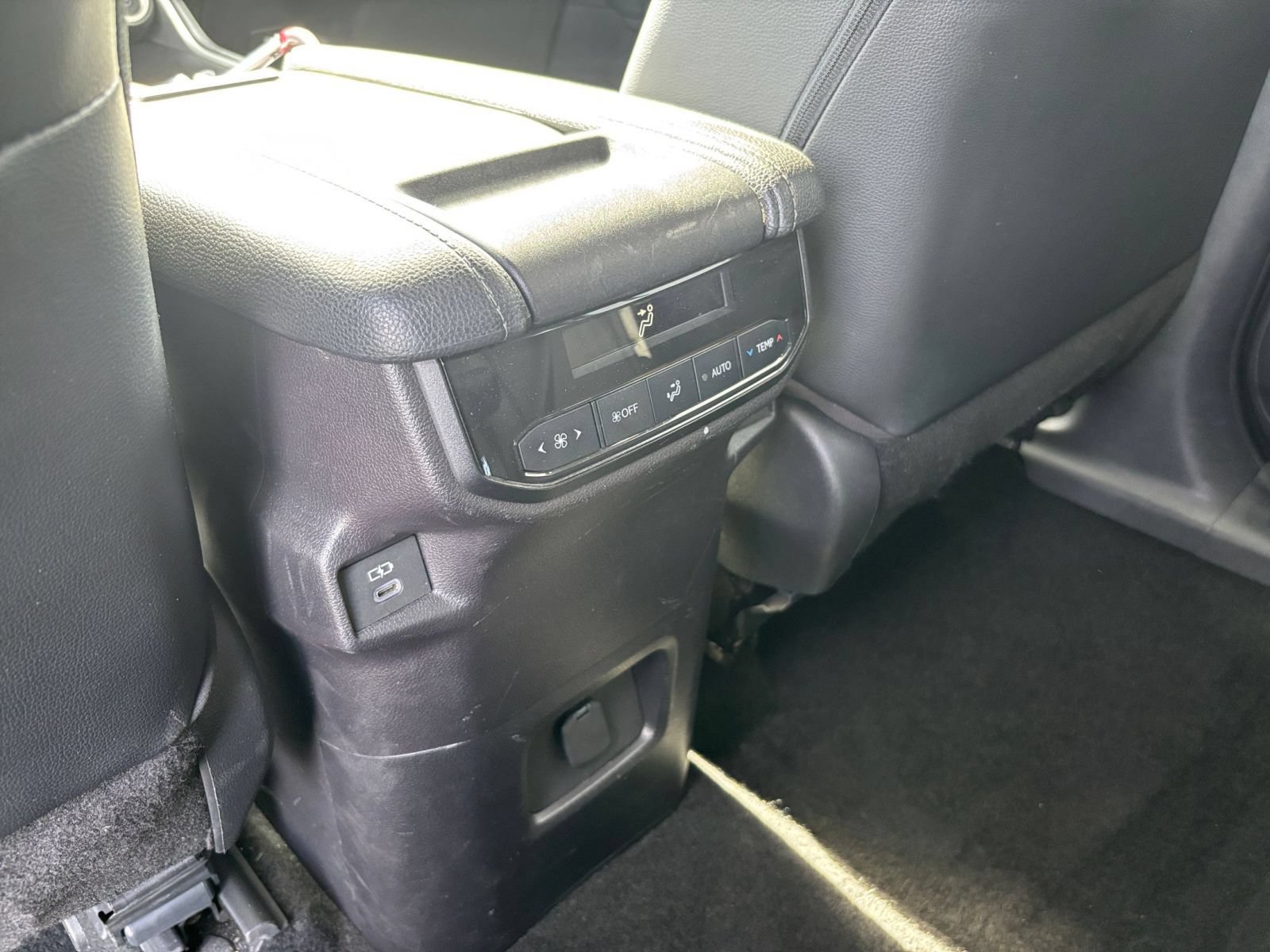Used 2025 Toyota Grand Highlander FWD image 25