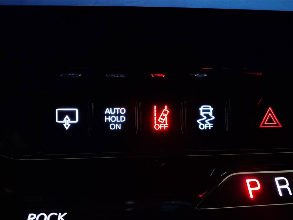 Used 2022 Jeep Grand Wagoneer Series III w/ Rear Seat Video Group 1 image 23