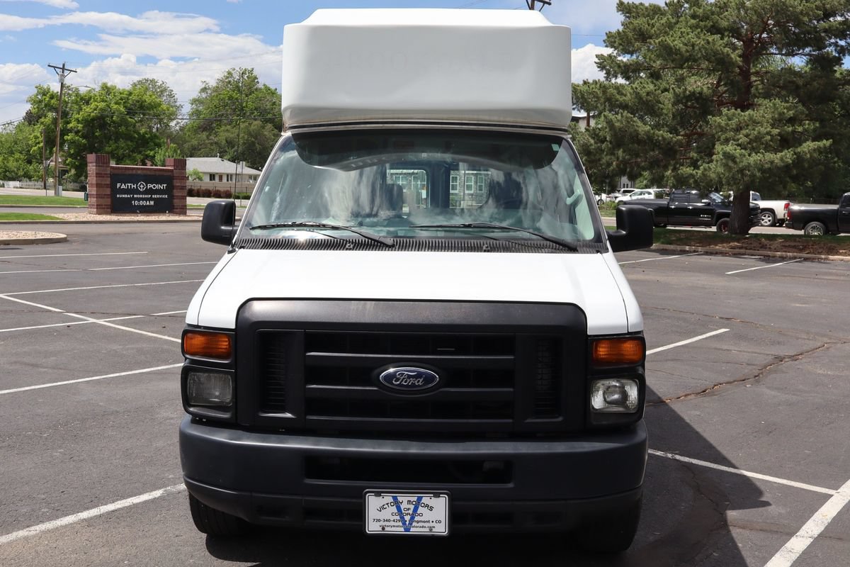 Used 2012 Ford E-350 and Econoline 350 Extended Super Duty w/ PWR Group RWD image 12
