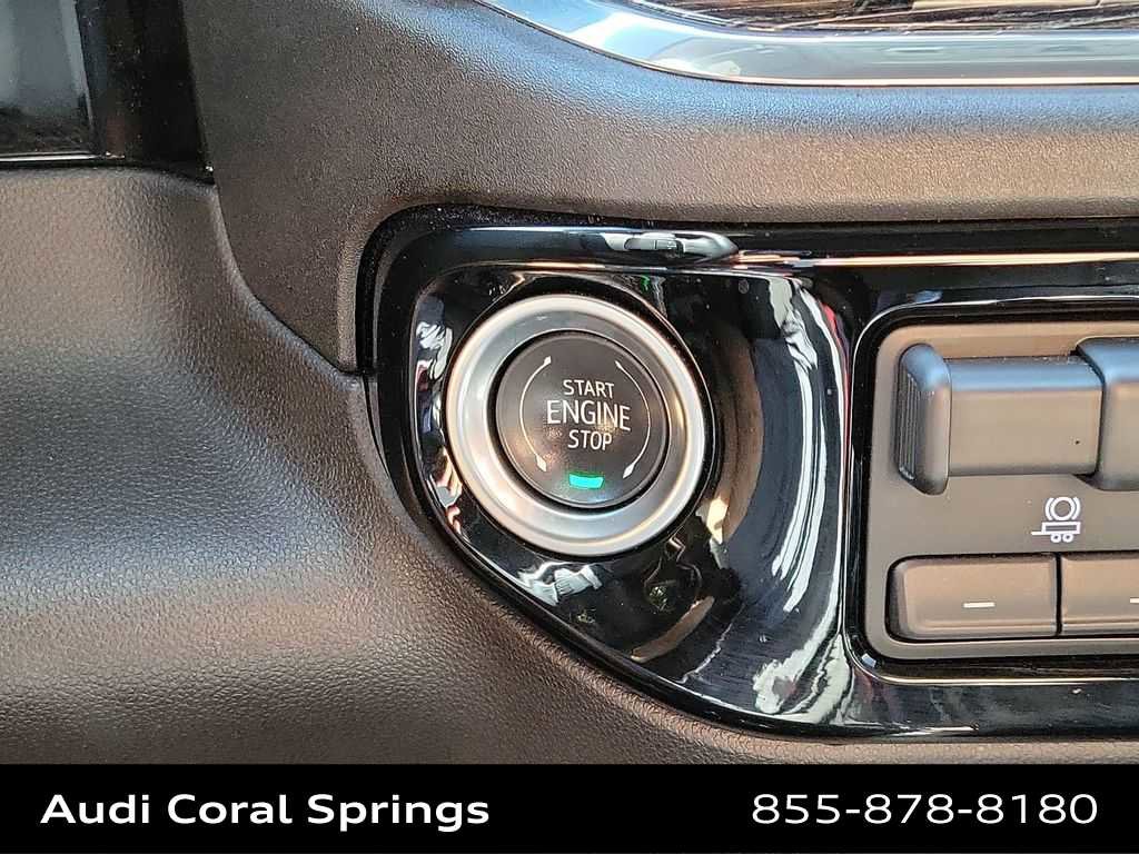 Used 2025 GMC Sierra 1500 Elevation w/ Preferred Package AWD/4WD image 27