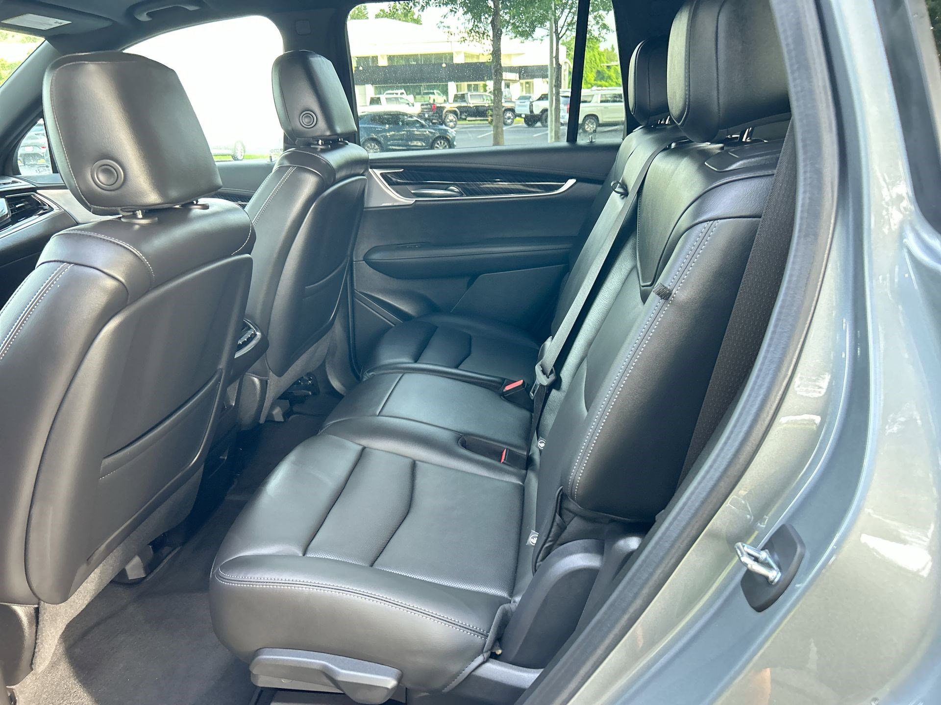 Used 2023 Cadillac XT6 Premium Luxury w/ Technology Package image 30