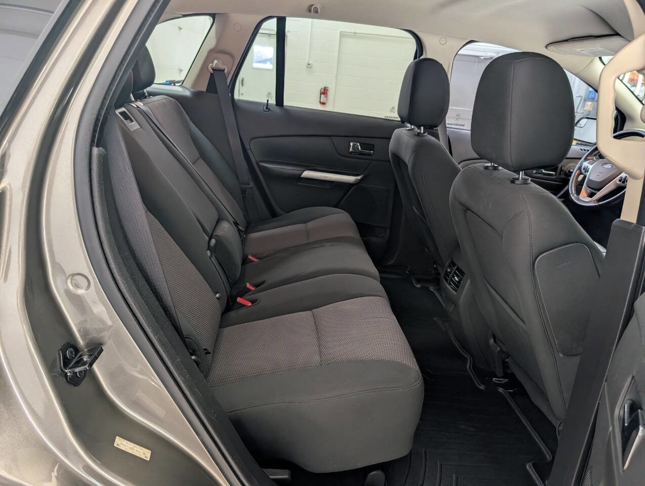Used 2013 Ford Edge SEL w/ Driver Entry Pkg image 17