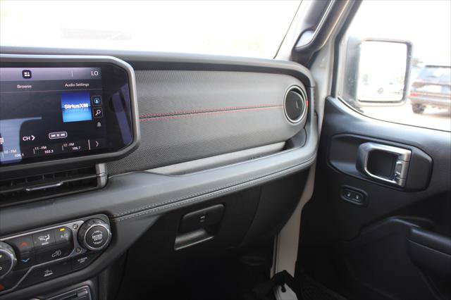 Certified 2026 Jeep Gladiator Rubicon AWD/4WD image 30