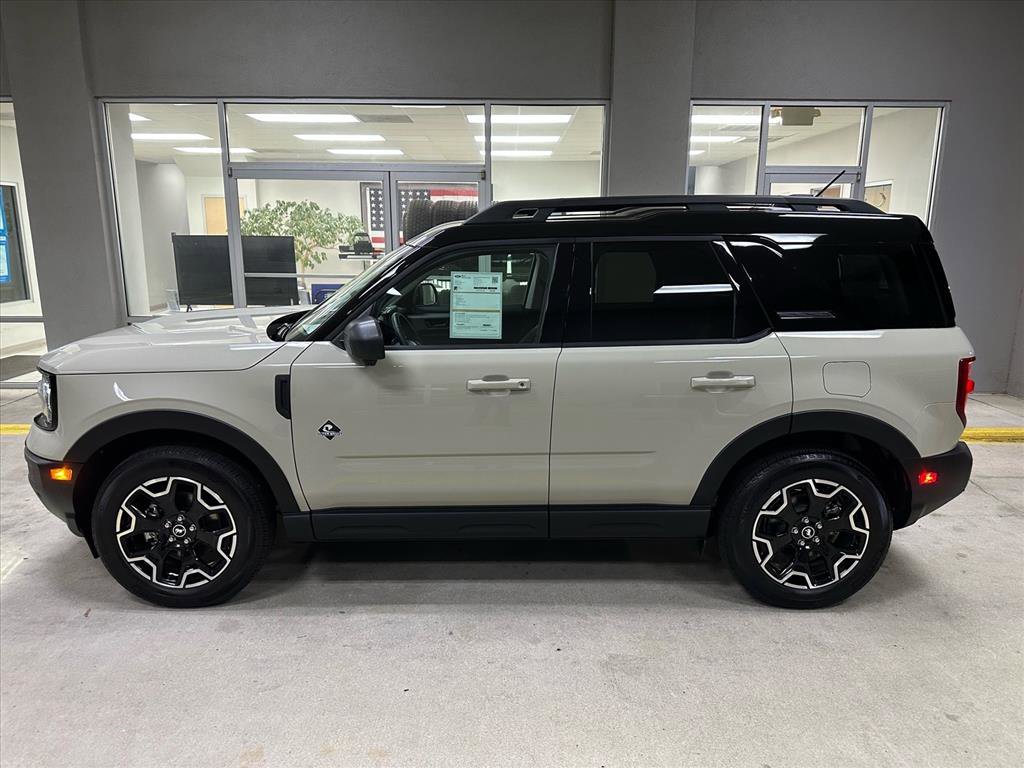 Certified 2025 Ford Bronco Sport Outer Banks w/ Outer Banks Tech Package+ image 4