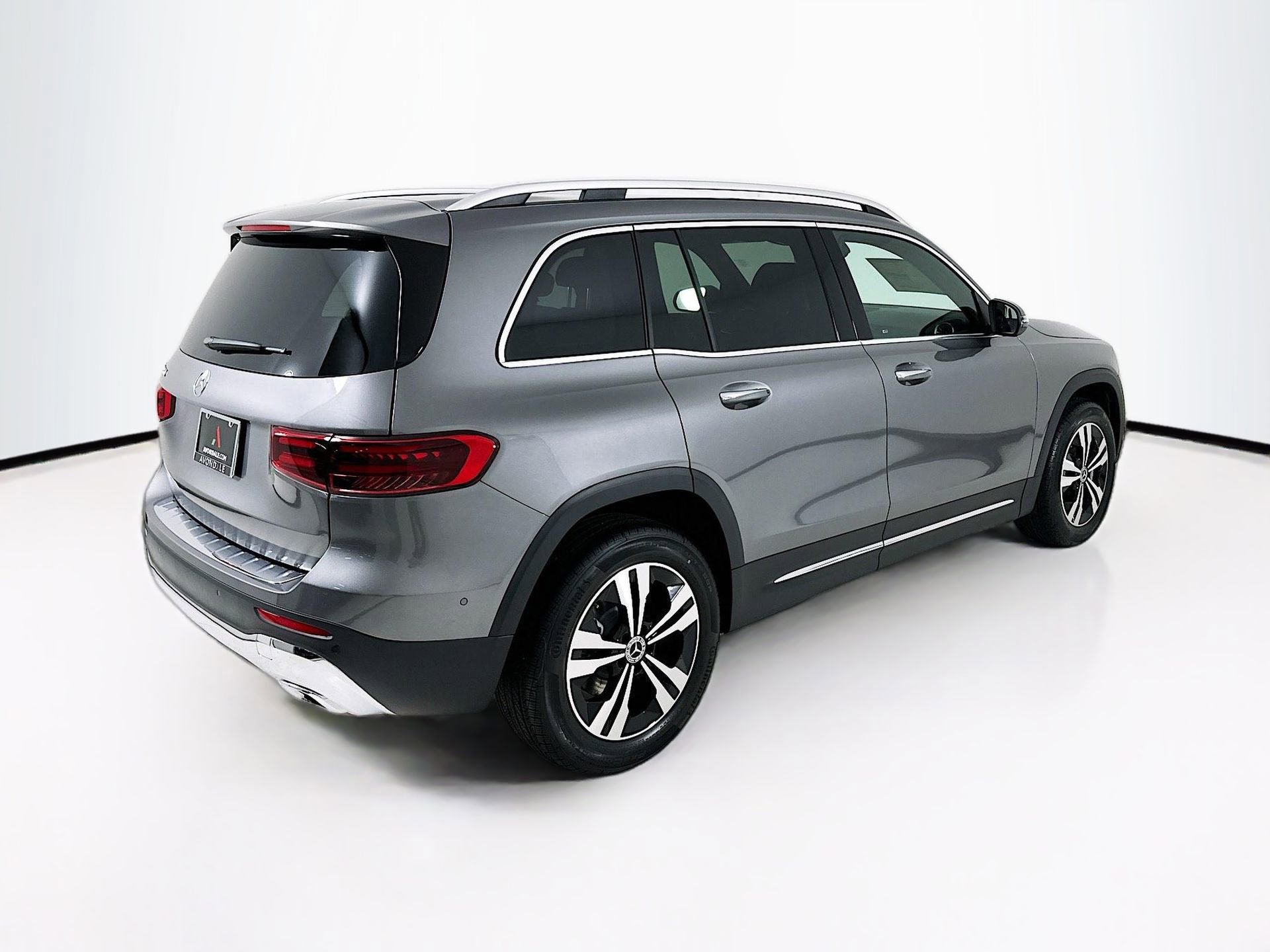 New 2026 Mercedes-Benz GLB 250 image 8