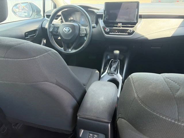 Used 2023 Toyota Corolla LE FWD image 34