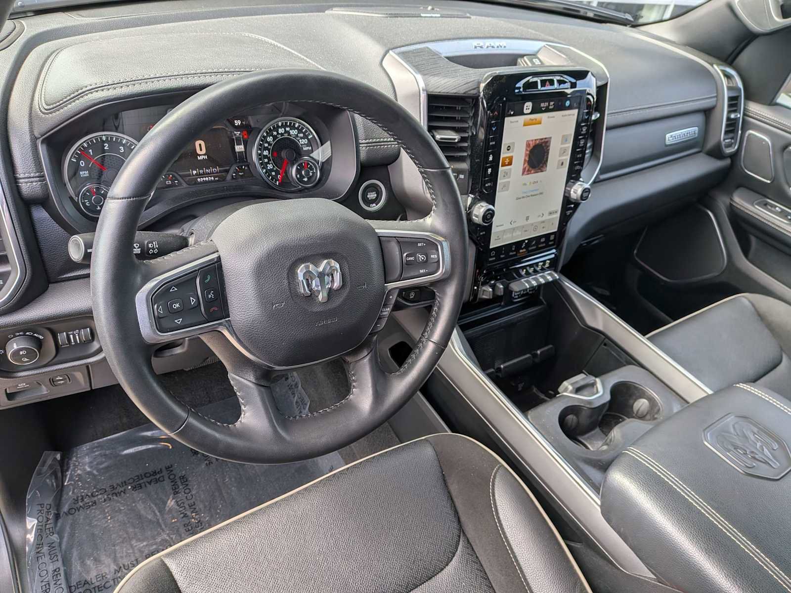 Used 2023 RAM 1500 Laramie AWD/4WD image 13