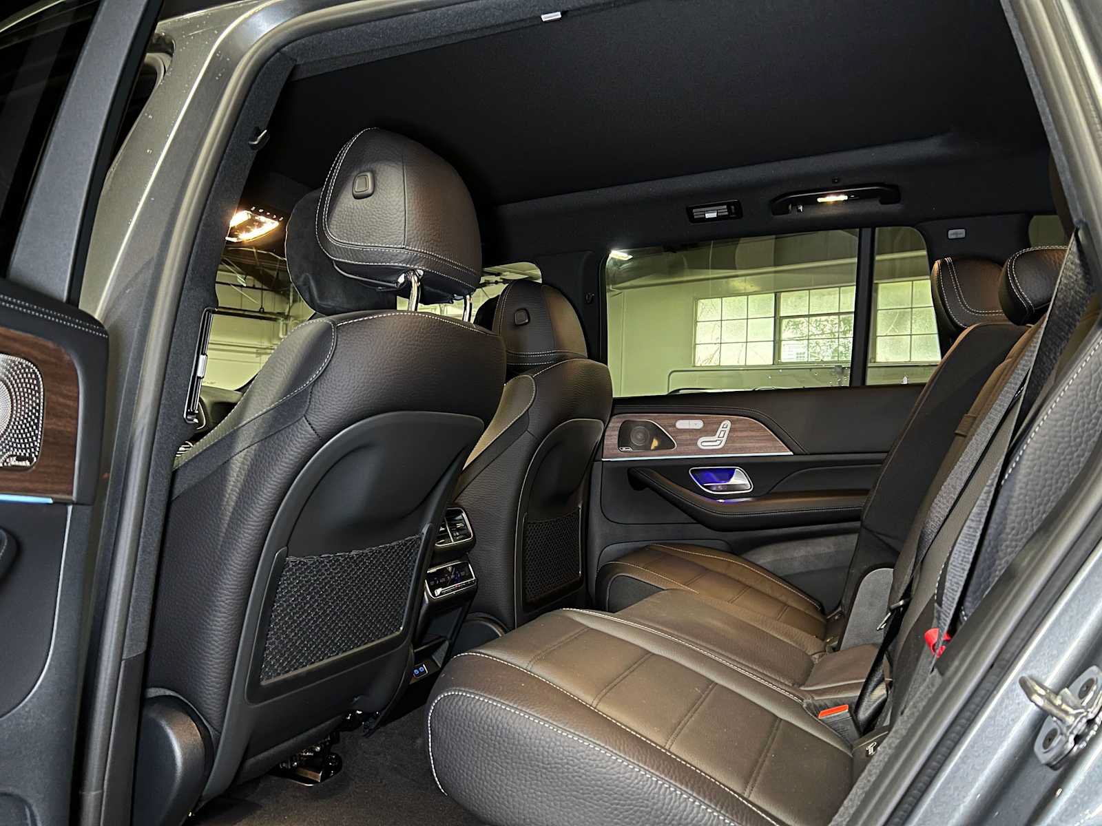 New 2026 Mercedes-Benz GLS 580 4MATIC image 19